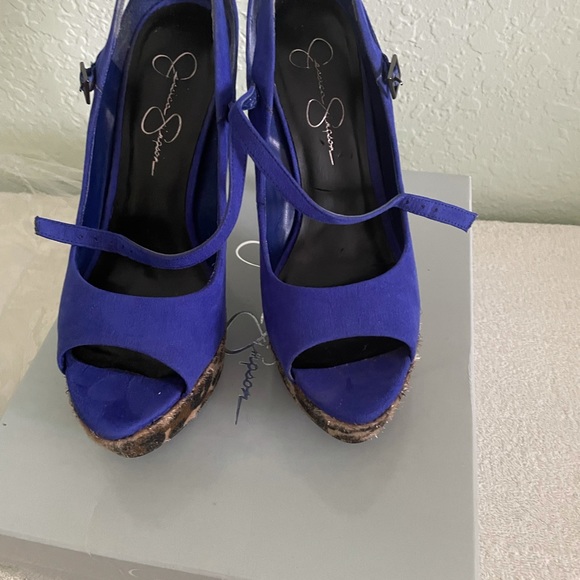 Heels - Picture 2 of 5